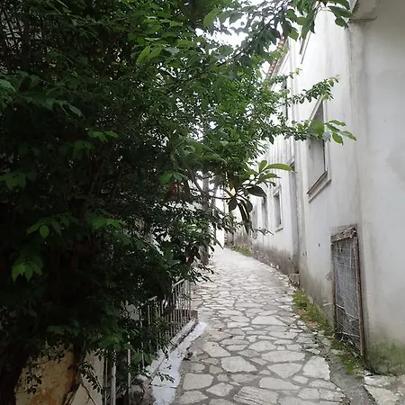 Casa de Campo Angelique Sinarádes