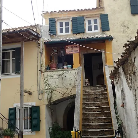 Kır Evi Angelique *